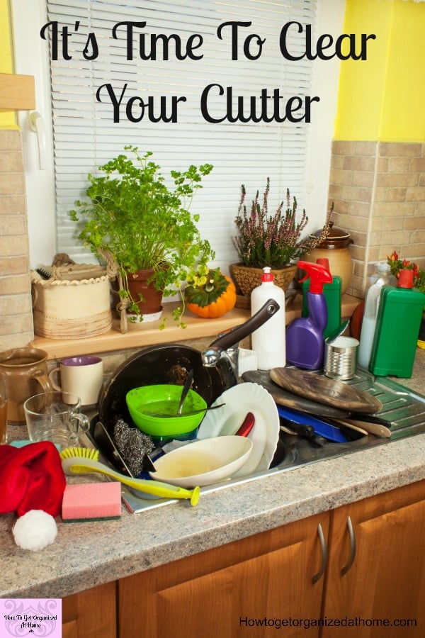 Clearing your clutter in your mind as well as your home is life changing! Not only will your home look better, your mind will feel better too! Simplify your life and home with these tips to clear your clutter!