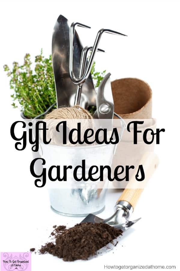 Looking for a Christmas gift for a gardener? Here’s a great list of gifts that any gardener will love!