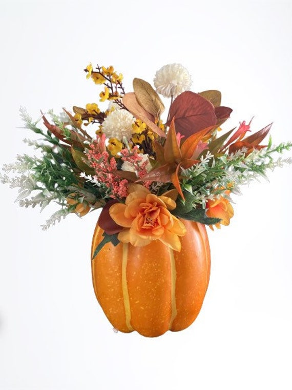 Some Fall Decorations That Are Popular This Year